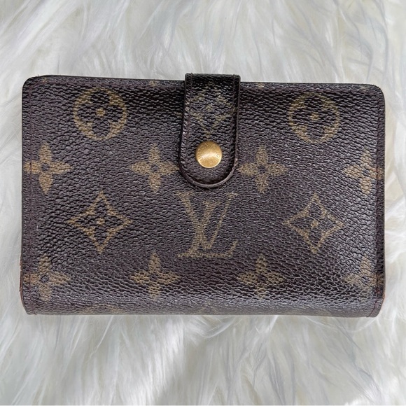 Louis Vuitton Kiss Lock Wallet - Picture 2 of 14